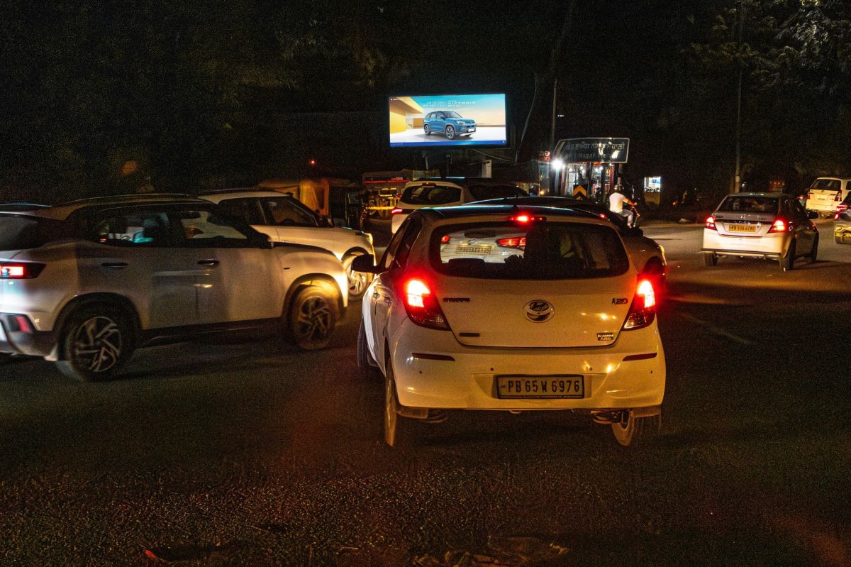 Near Mohali Bus Stand /Verka Chowk U1
